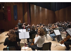 Türksoy Anadolu Senfoni Orkestrası Anadolu Üniversitesi’nde Sahne Alacak