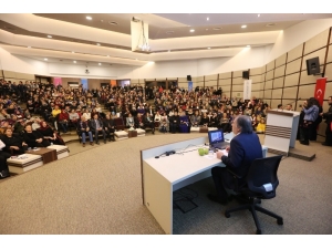 Prof. Dr. Saraçoğlu, Sağlıklı Yaşam Ve Bitkiler’i Anlattı