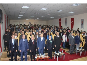 Mühendislik Fakültesinin Kuruluşunun 30. Yılı Kutlandı