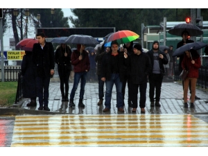 Samsun Sağanak Yağışa Teslim