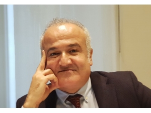 Aşırı Terleme Ergenlik Döneminde De Psikolojiyi Olumsuz Etkiliyor