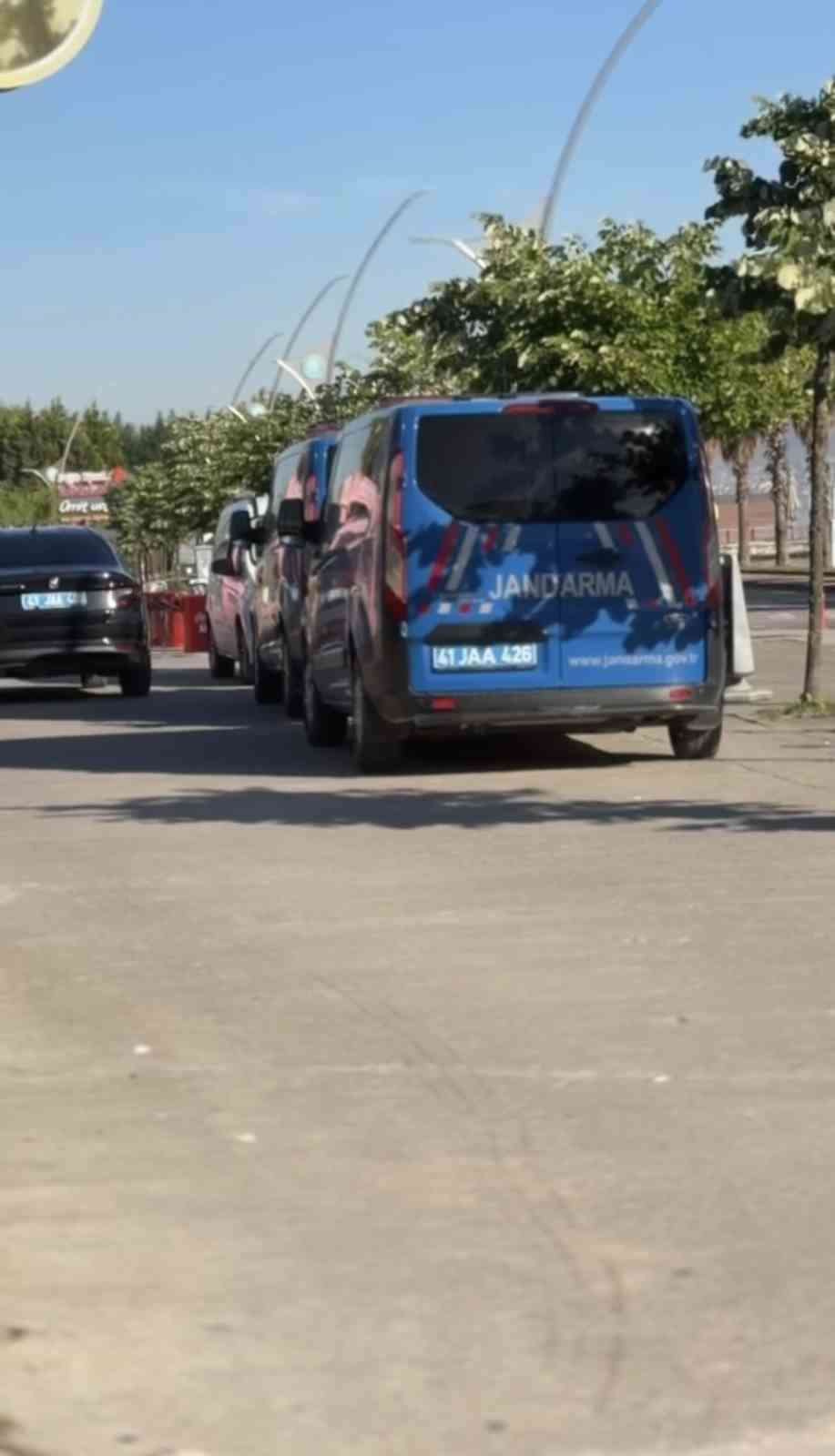 kocaeli-de-rusvet-ve-tefecilik-operasyonunda-18-supheli-yakalandi