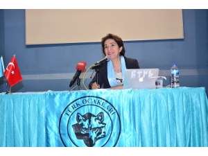 ‘Menopoz Öncesi Ve Sonrası Kadın Sağlığı’ Konferansı İle Kadınlar Bilgilendirildi