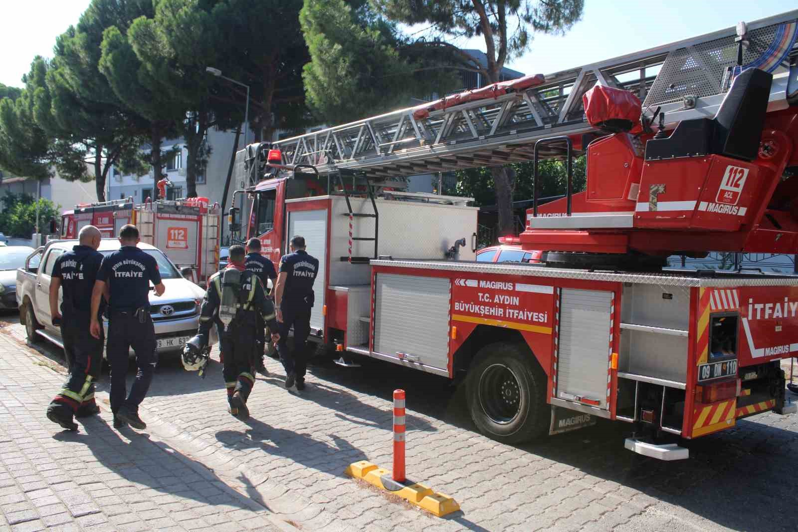 apartmandan-gelen-yanik-kokusu-itfaiyeyi-harekete-gecirdi
