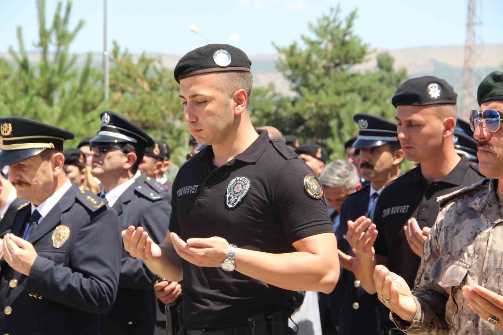bingol-de-15-temmuz-sehitleri-dualarla-anildi
