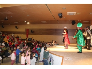 ‘Kahramanlar Kumpanyası’ Germencikli Çocuklarla Buluştu