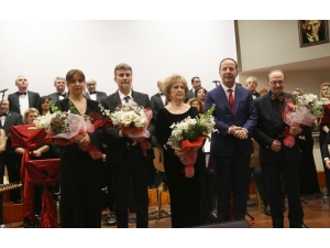 Türk Sanat Müziği Korosu’ndan Konser