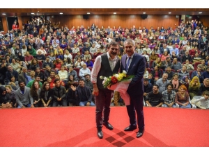 Seyhan’da “Bir Kitap Bir Bilet” Etkinliği