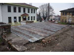 Restorasyon İçin Hazırlık Yapılıyor