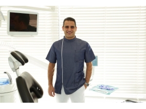 Diş Eksiklikleri Konuşma Güçlüğüne, Estetik Ve Kas Fonksiyonlarında Bozukluklara Neden Oluyor