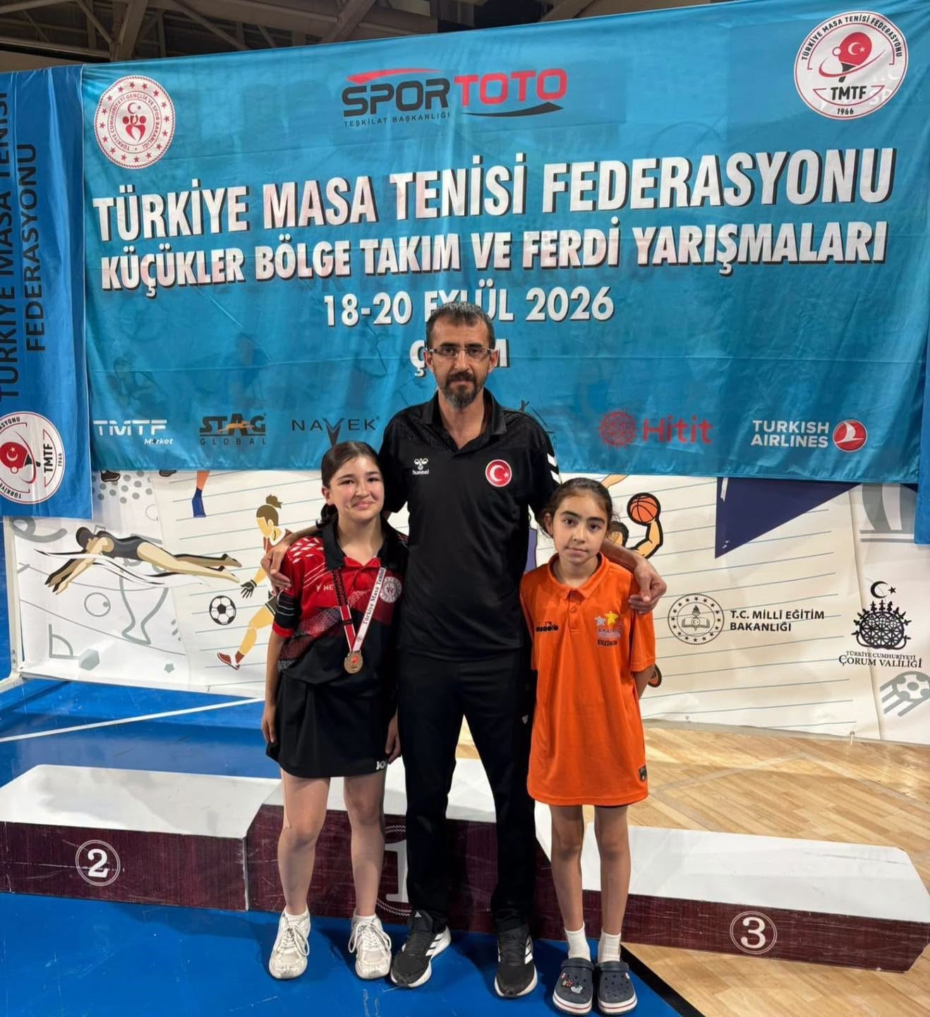 erzincanli-guler-masa-tenisinde-bolge-ikincisi-oldu