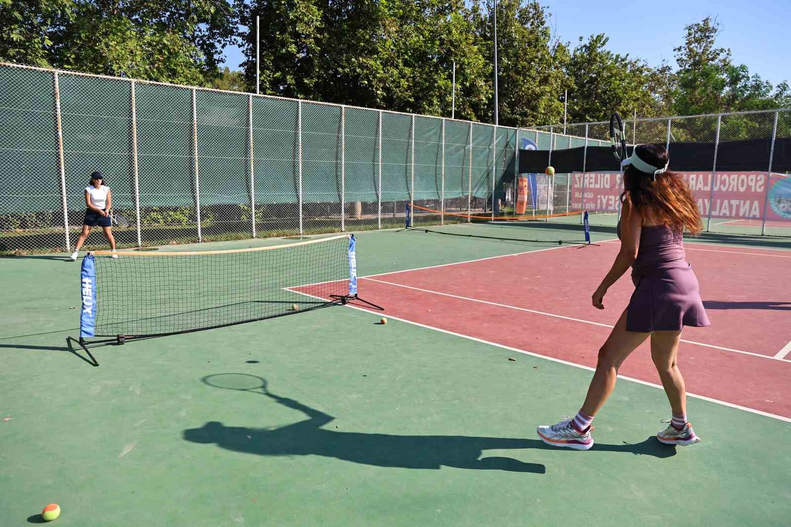beach-park-ta-tenis-keyfi