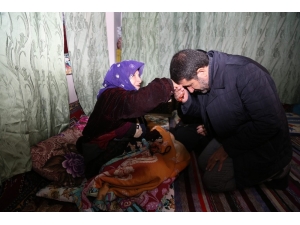 Eyyübiye Belediyesi Yardıma Muhtaç Vatandaşlarla Buluşmaya Devam Ediyor