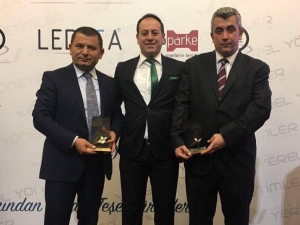 Başkan Baran’a İki Ödül Birden