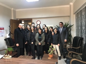 Öğrenciler Harçlıklarıyla 80 Miniği Isıttı