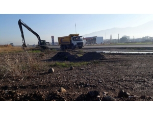 Avdan’ın Dere Yatağı Yabancı Maddelerden Temizleniyor