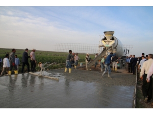 Şanlıurfa Kırsalına 1 Yılda Bin 700 Kilometre Asfalt Serimi Yapıldı