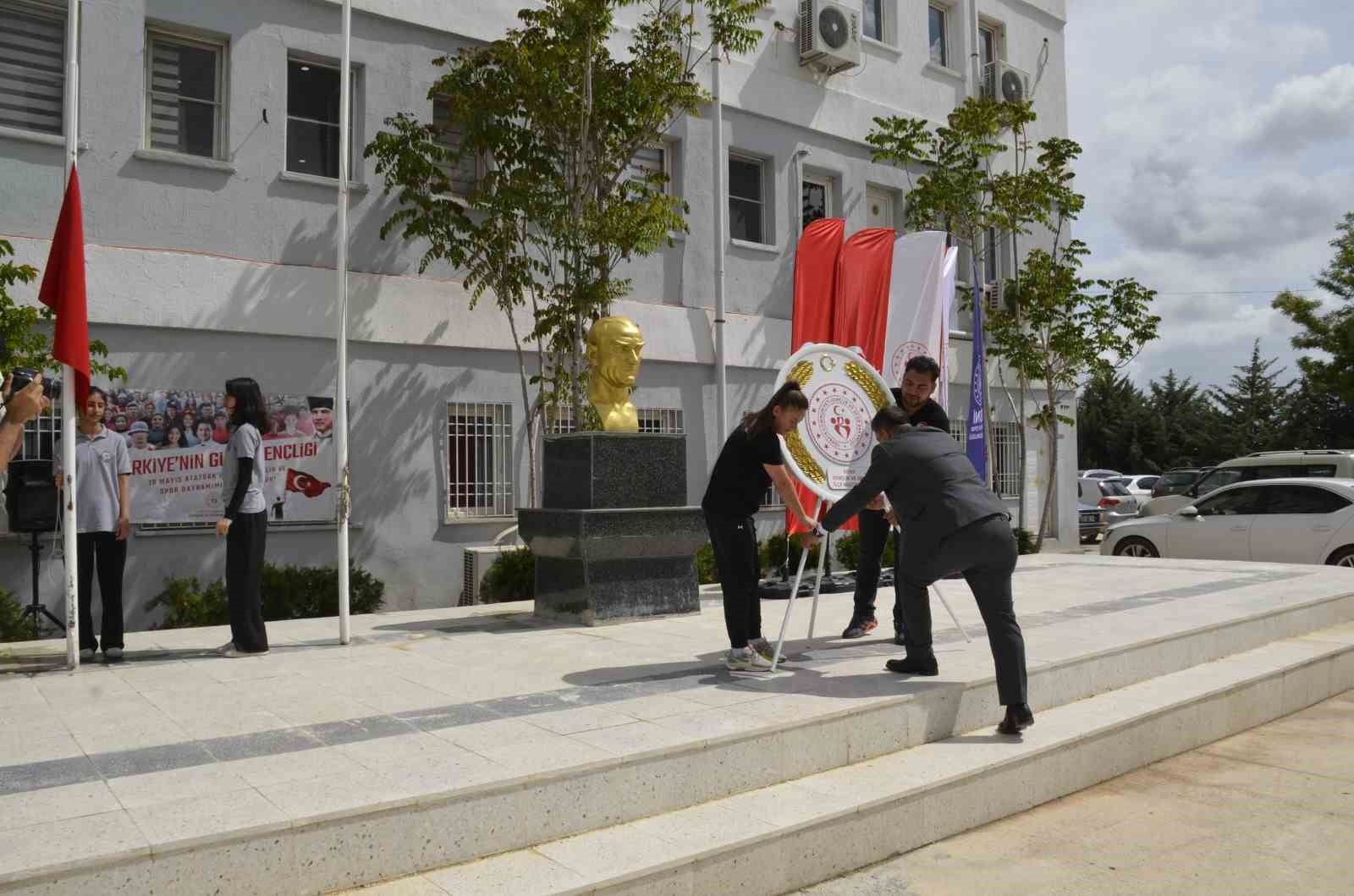 besni-de-genclik-haftasi-coskusu-basladi