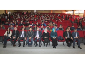 Van’da ‘Gelecek Uzayda’ Semineri