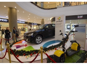 150 Tl Alışverişe Lüks Otomobil Fırsatı