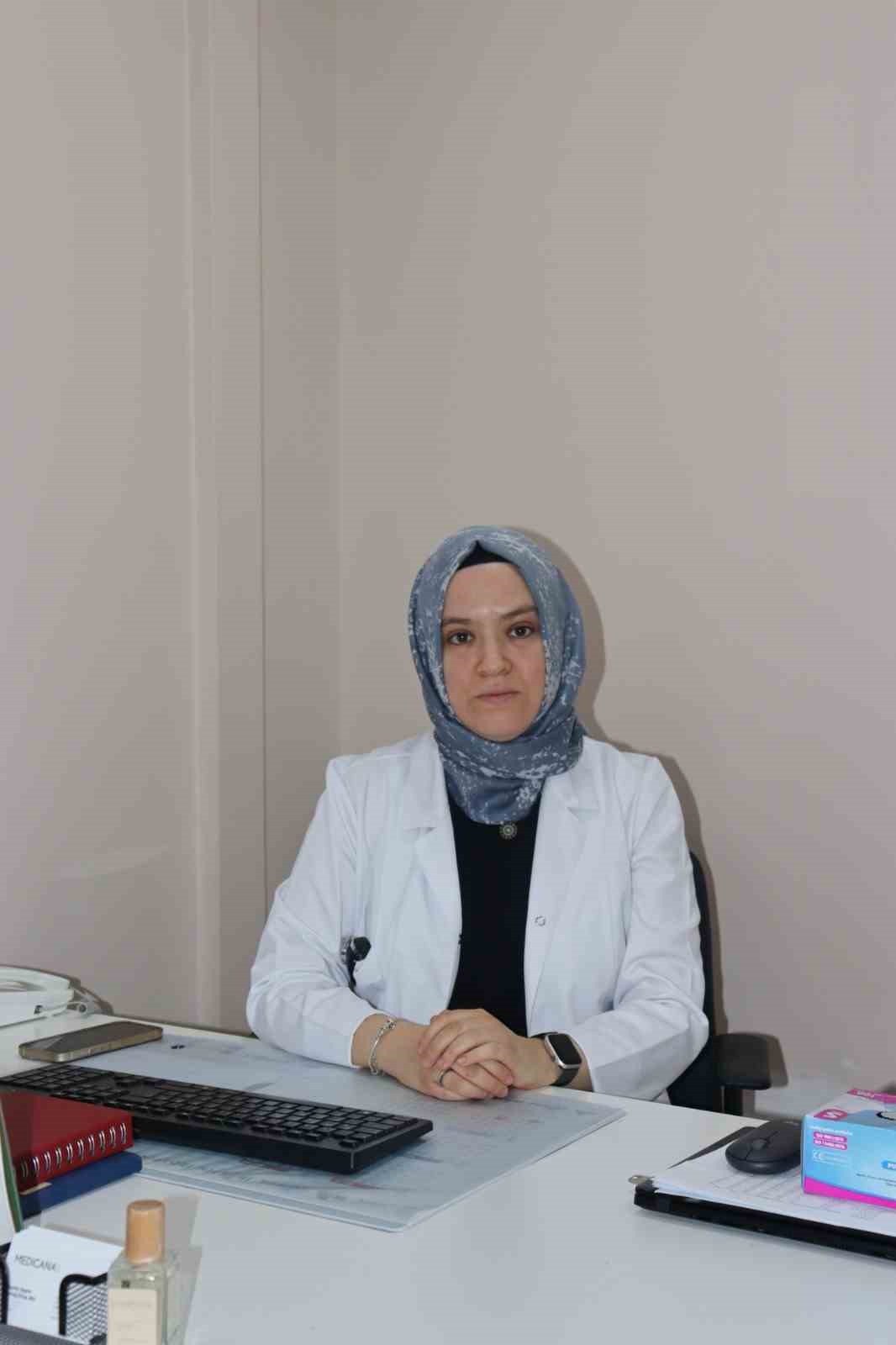 uzmanindan-uyari-menopozda-yalnizca-takvim-yasiniz-degil-kalp-yasiniz-da-onemli