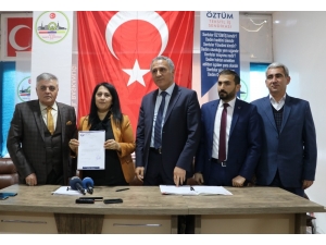 Mezine Sırakaya Öztüm Tekstil İş Sendikası Genel Başkan Yardımcılığına Atandı