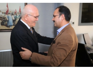 Rektör Savaş’tan Başkan Cahan’a Ziyaret