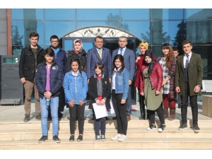 Öğrenci Meclisi Başkanından Silopi Belediyesine Ziyaret