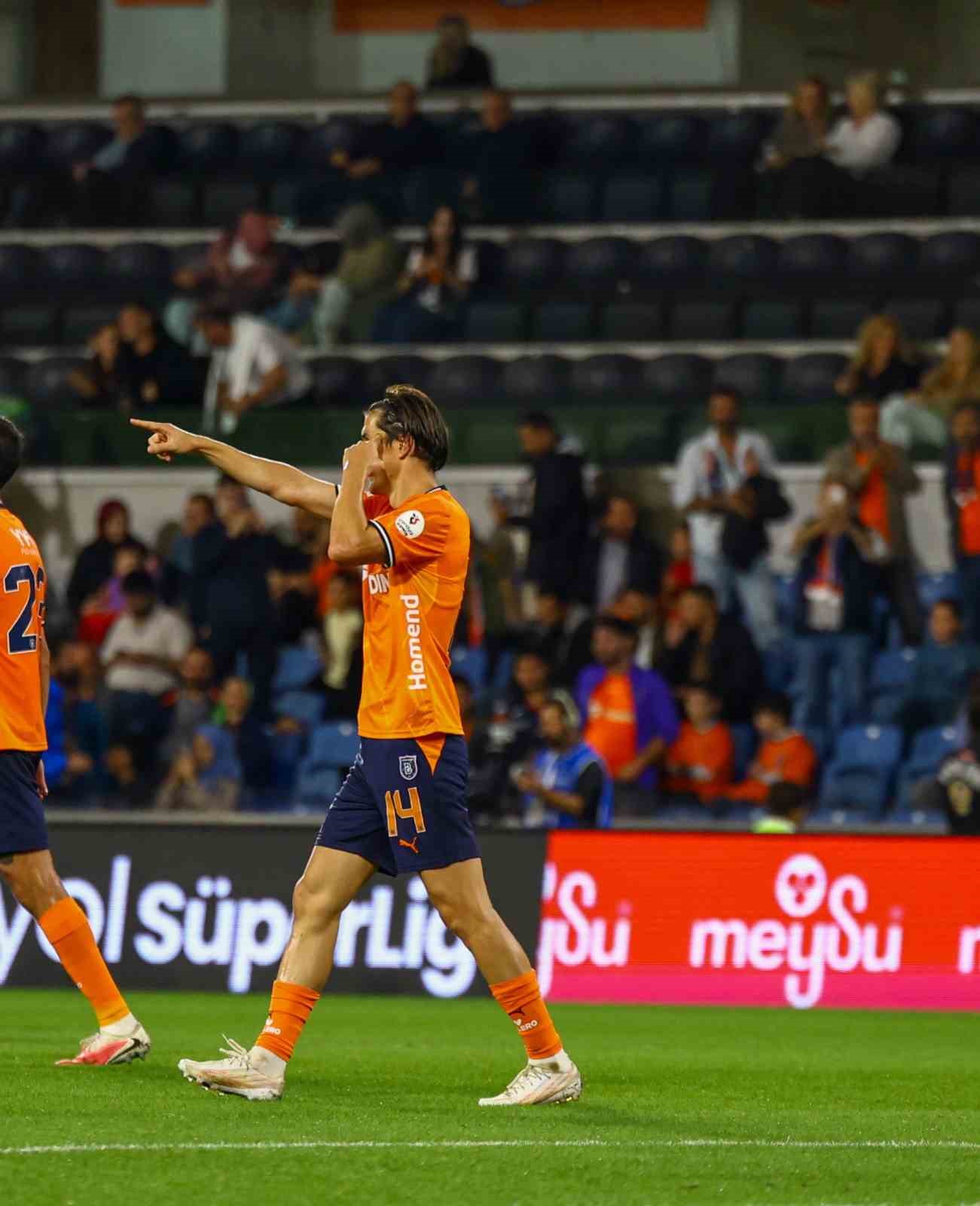 eldor-shomurodov-gol-sayisini-6-ya-cikardi