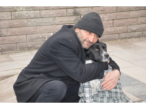 Kırıkkaleli Seyyar Satıcının Hayvan Sevgisi