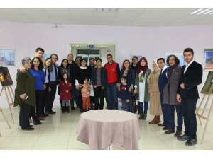 Yakutiye Gençlik Merkezi Fotoğraf Akademisi Öğrencilerinden Fotoğraf Sergisi