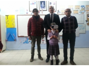 Sanal Gerçeklik Gözlüğüyle Eğitim