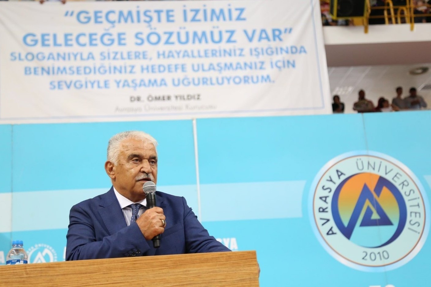 avrasya-universitesi-nden-egitime-destek-ailelere-nefes