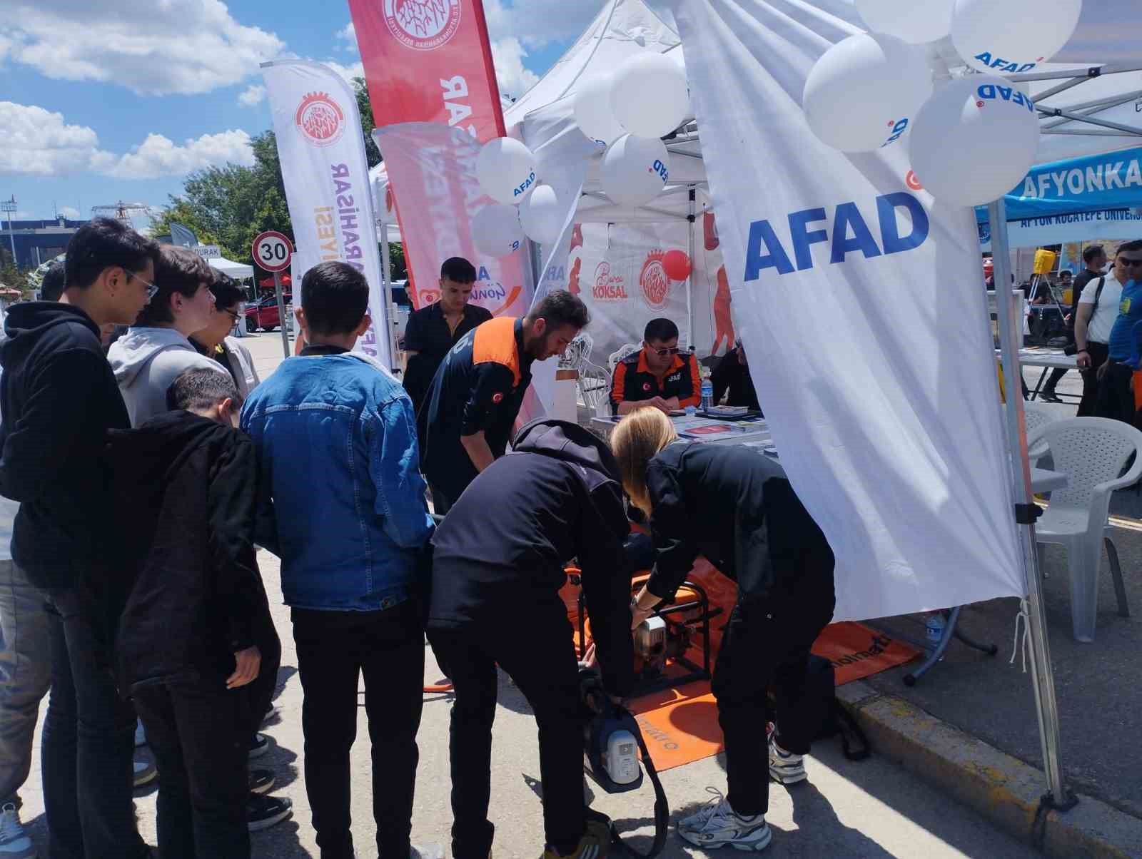 afad-dan-universite-ogrencilerine-egitim