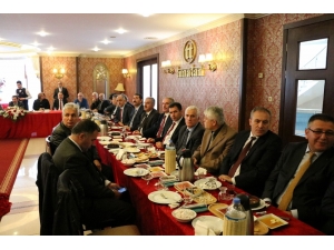 ’Sakarya Velisiyle Görüşüyor’ Projesinde 180 Bin Veliye Ulaşılacak