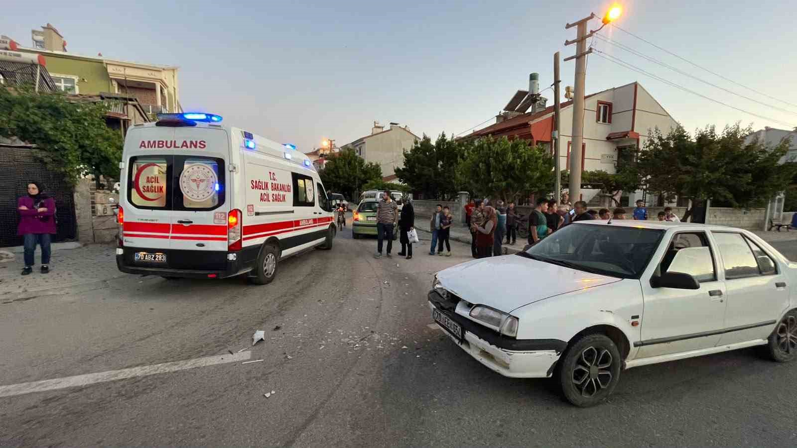 karaman-da-otomobiller-carpisti-1-yarali