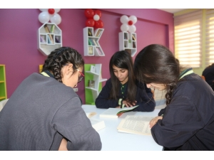 Mehmet Akif Ersoy’un Adını Taşıyan Lisede Z-kütüphane Açılışı