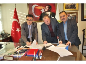 Damızlık Koç-teke Ağıl Projesi Manisa’da Hayata Geçiyor