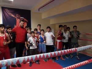 Bilecik Boks Spor Kulübü’nden Yıldızlar Türkiye Şampiyonası Öncesi Büyük Başarı
