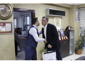 Başkan Duymuş, Belediye Personelinin Yeni Yılını Kutladı