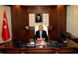 Vali Toprak’tan Yeni Yıl Mesajı