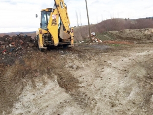 Koca Çay Kenarındaki Kirlilik Ortadan Kaldırıldı