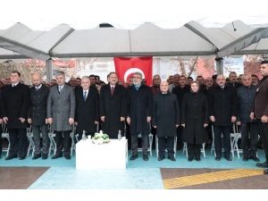 Çevre Ve Şehircilik Bakanı Mehmet Özhaseki: