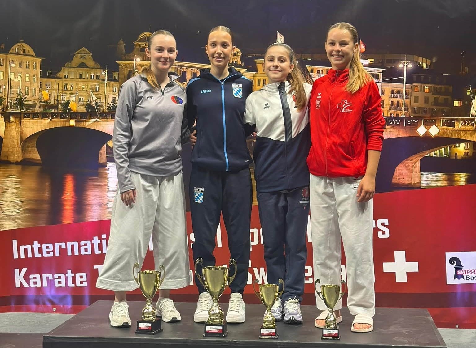 kutahyali-karatecilerden-isvicre-de-cifte-madalya
