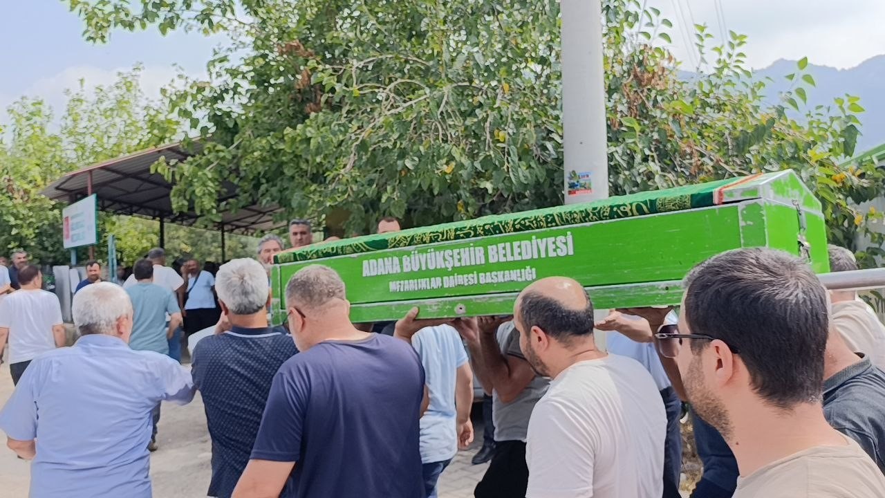 denizde-bogulan-16-yasindaki-cocuk-son-yolcuguna-ugurlandi