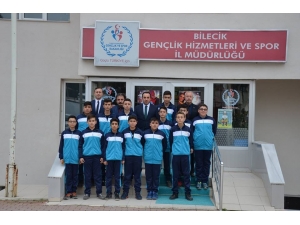 İl Müdürü Yıldız Çeyrek Finale Kalan Sporcuları Antrenmanda Ziyaret Etti