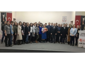 Öğretmen Öğrenci İlişkilerini Olumlu Yönde Değiştirecek Seminer