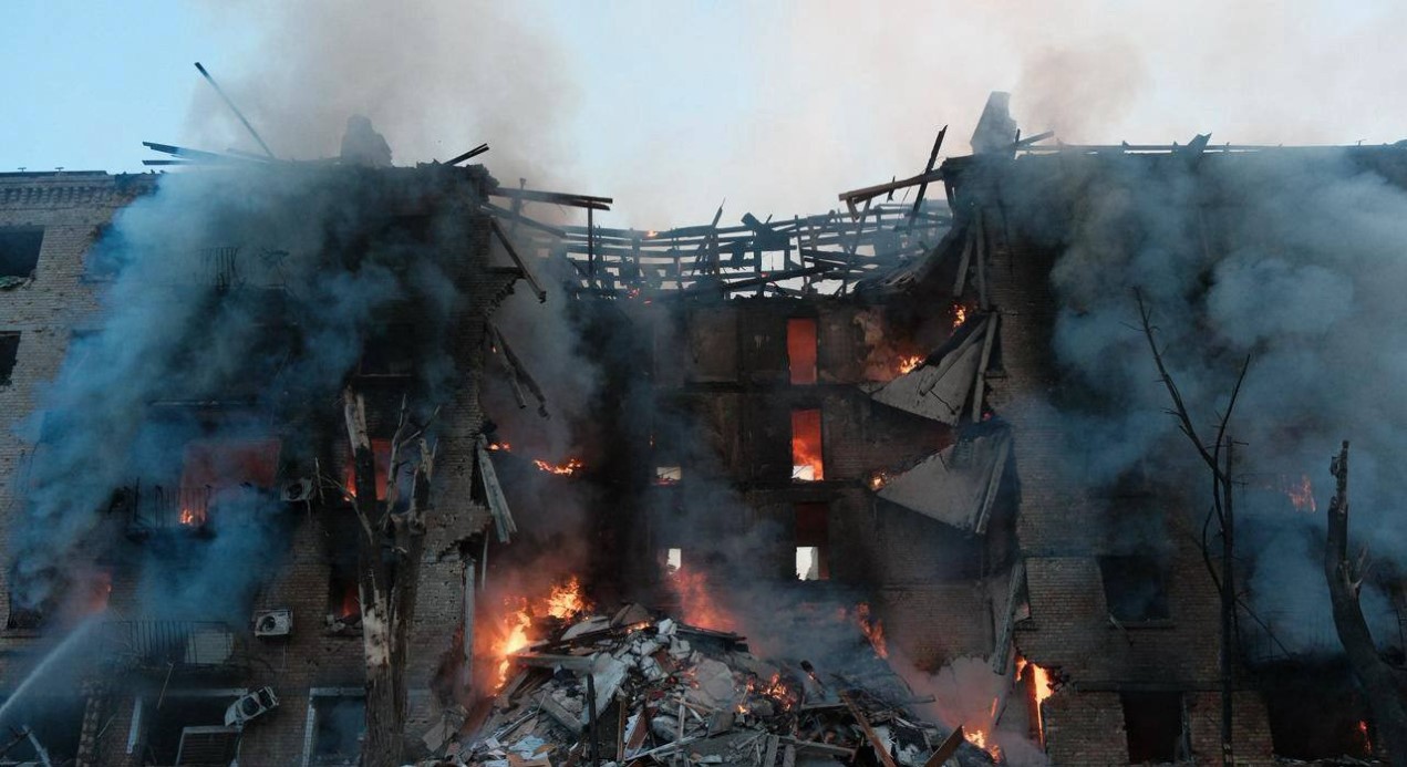rusya-ukrayna-ya-balistik-fuze-ve-ile-saldirdi-4-olu-69-yarali