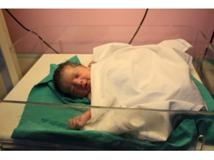 Mardin’de Yılın İlk Bebeği Burak Bebek Oldu