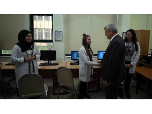 Başkan Karaosmanoğlu, Öğrenciler İle Bir Araya Geldi